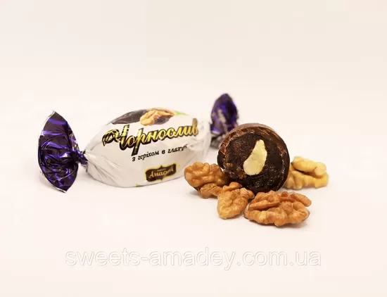 Konfektes "Plūmes ar valriekstiem", pārklātas ar glazūru 1 kg.